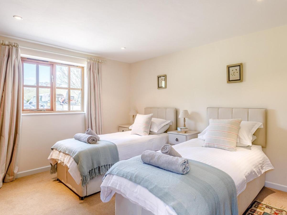 2 Bed In Dorchester 75243 Frampton  Ngoại thất bức ảnh