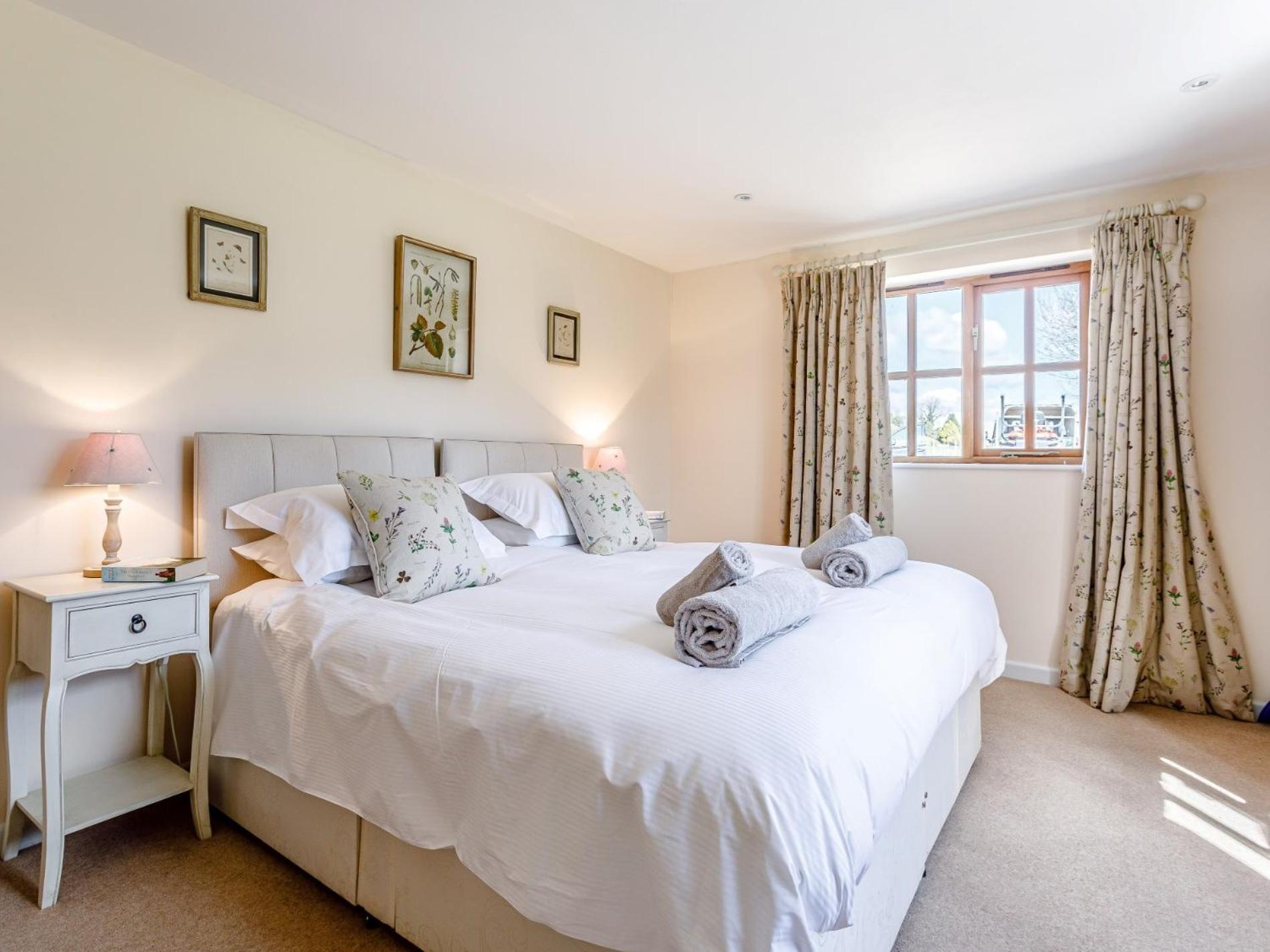 2 Bed In Dorchester 75243 Frampton  Ngoại thất bức ảnh