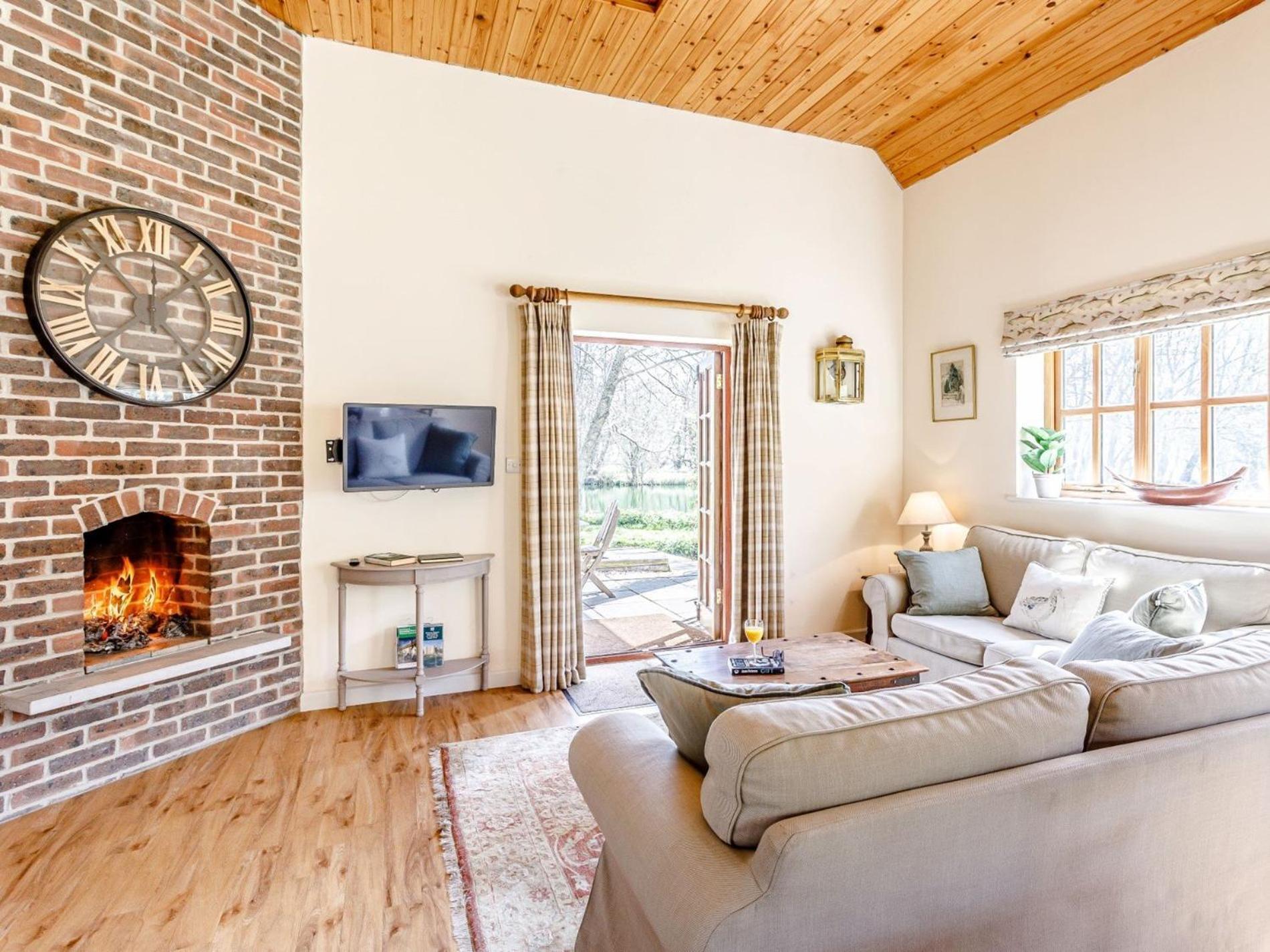 2 Bed In Dorchester 75243 Frampton  Ngoại thất bức ảnh