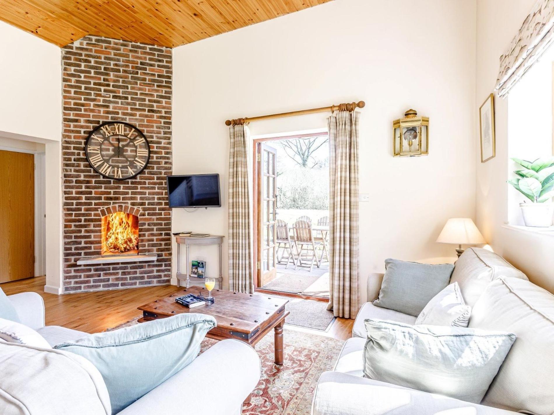 2 Bed In Dorchester 75243 Frampton  Ngoại thất bức ảnh